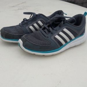 Adidas cloud foam shoes